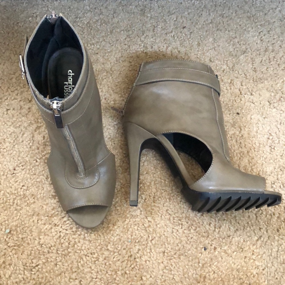 Women’s US Size 8 Charlotte Russe Cutout Booties.